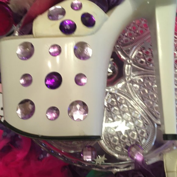 AMAZING vintage sky high platforms with hello kitty and crystal details! - Picture 10 of 16
